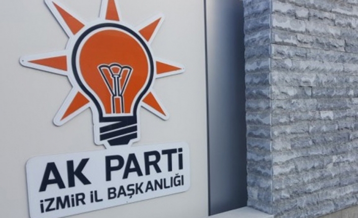 İzmir siyasetinde 'koku' tartışması sürüyor: AK Parti İzmir’den CHP’li Yücel’e jet yanıt