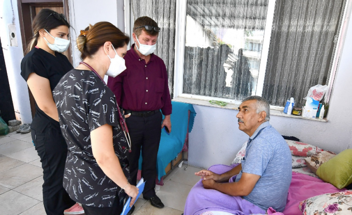 Eşrefpaşa Hastanesi'nin evde bakım hizmet ağı genişliyor