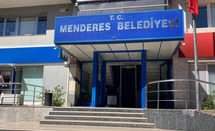 Gözler Menderes'te: CHP'den meclis üyeleriyle kritik toplantı