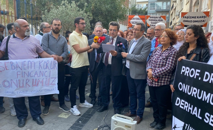 İzmir'de 'Şebnem Korur Fincancı' protestosu