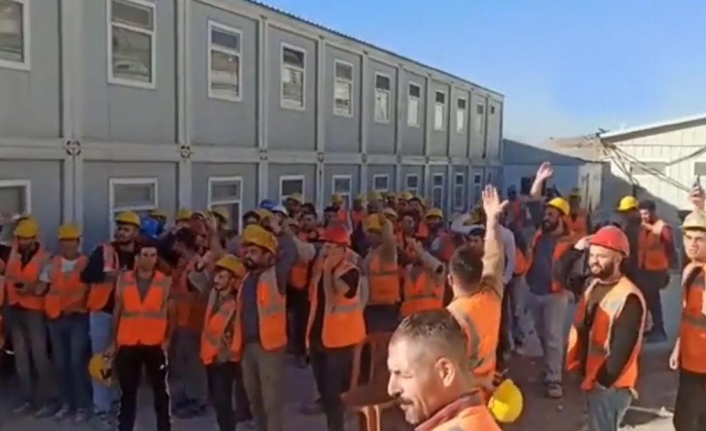 İzmir Şehir Hastanesi inşaatında çalışan işçilerden 'Zorunlu fazla mesai' protestosu