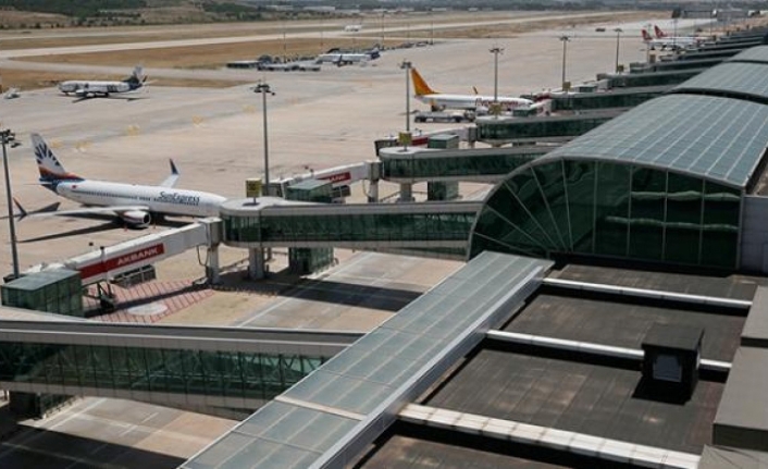 Adnan Menderes Havalimanı ekim ayında 921 bin yolcuya hizmet verdi