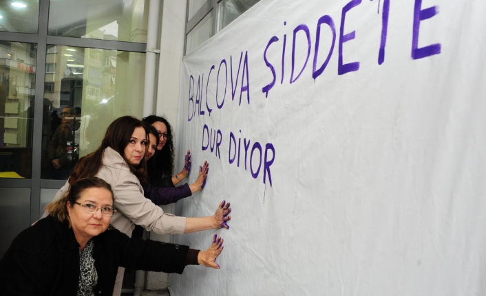 Balçovalı kadınlar şiddete 'dur' dedi