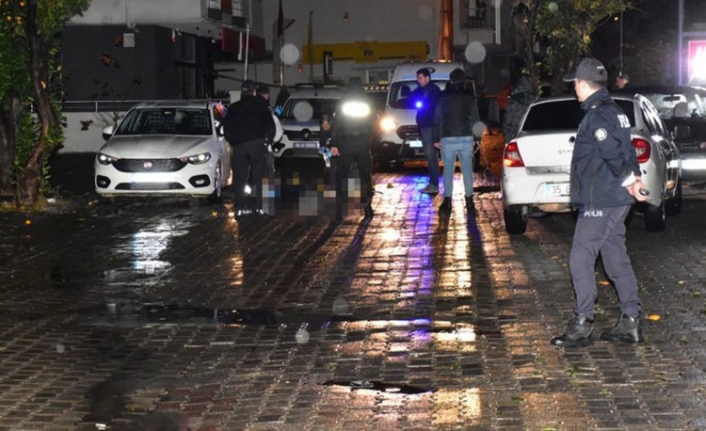 İzmir'de dehşet! İki akraba sokak ortasında öldürüldü