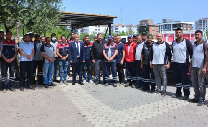 Torbalı'da belediye emekçilerine Başkan Tekin’den müjde