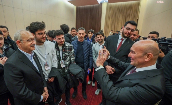 Kılıçdaroğlu ve Soyer gençlerle buluştu: ''Değişim senin elinde''