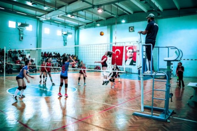 Başkan Serdar Sandal: Bayraklı sporcusuyla, sportmenliğiyle güzel