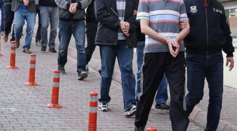 FETÖ operasyonlarında 11 şüpheli gözaltına alındı