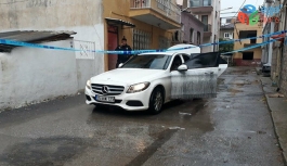 MHP Urla İlçe Başkanı silahlı saldırıda ağır yaralandı