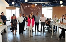 Balçova Belediyesi gençlere ilk cep harçlığını verdi