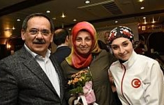 Başkan Demir: “Ne yapsak annelerin hakkı ödenmez”