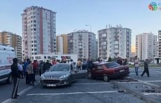 Yakut Mahallesi’nde trafik kazası: 3 yaralı