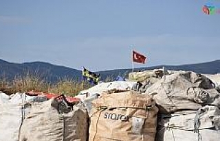 Çöp toplayan Muzaffer, son 20 lirasını Fenerbahçe’ye...