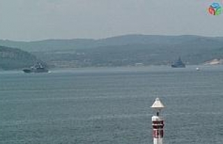 Rus savaş gemileri Çanakkale’den geçti