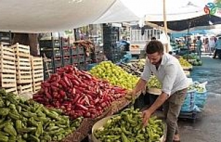 Sebze fiyatları düştü vatandaş pazara koştu
