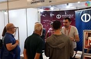 Ankara Üniversite Tercih Fuarı’nda Anadolu Üniversitesi’ne...
