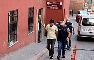 Kayseri’de terör operasyonunda gözaltına alınan...