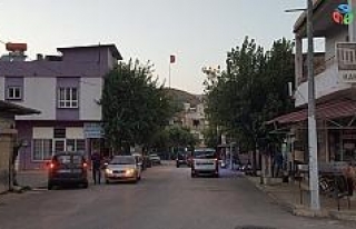 Yavuzeli’nde yırtılmış Türk bayrağı, vatandaşın...