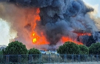 Tuzla’daki fabrika yangınında patlama