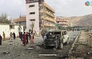 Afganistan’da bomba yüklü araçla saldırı: 7...