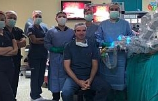EÜ’de robotik cerrahide bir ilk