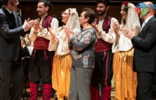 Akdeniz’in Zeytin Şarkıları İzmir’de yankılandı