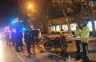 Beşiktaş’ta motosiklet polis aracına çarptı:...