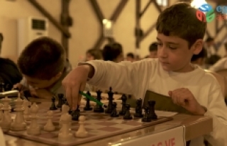 İzmir’de satranç heyecanı