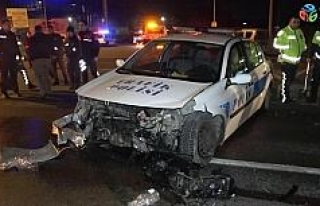 Şüpheli aracı kovalayan trafik ekibi kaza yaptı:...
