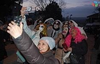 Çamlıca Köyü Bocuk Gecesi ile renkli görüntülere...