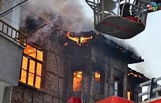 Ordu’da korkutan yangın: Bina alev alev yandı