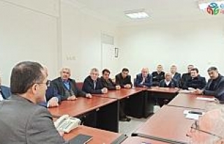 AK Partili meclis üyeleri grup toplantısını yaptı