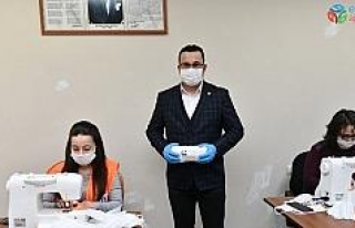 Mustafakemalpaşa Belediyesi ilk etapta 20 bin maske...