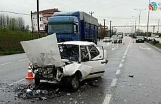 Samsun’da otomobil ile tır çarpıştı: 1 yaralı