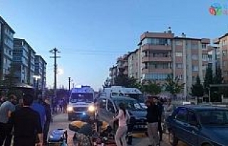 Beypazarı’nda otomobille motosiklet çarpıştı:...