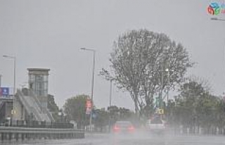 İstanbul güne yağmurla uyandı