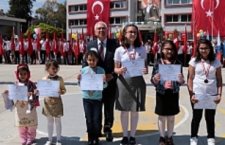 Çocuklar Atatürk sevgisini anlatacak!