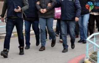 İzmir'deki FETÖ soruşturmasında 711 askeri...