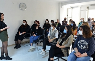 Çiğli Belediyesi’nden kadınlara sağlık semineri