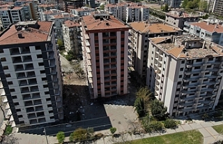 İzmir’in ağır hasarlı bina raporu: Yıkılması...