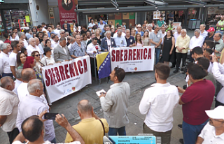 Srebrenitsa Katliamında yaşamını yitirenler İzmir'de...