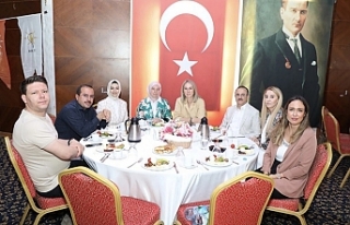 AK Kadınlar İzmir'de buluştu: Hangi mesajlar...
