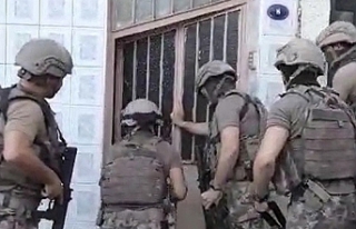 İzmir polisinden filmleri aratmayan operasyon