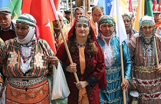 Kınık'ta Yörük Türkmen Şenliği için geri...
