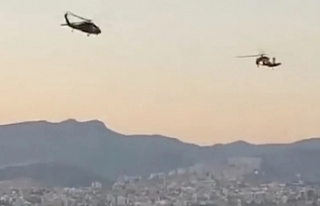 İzmir'de helikopterler zeybek oynadı