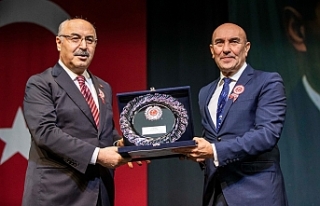 TÜRFAD’dan Tunç Soyer'e onur ödülü