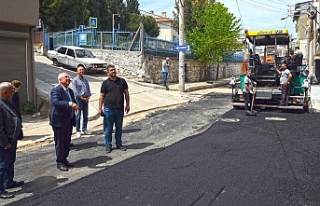 Karabağlar Belediyesi asfaltlama sezonuna hızlı...