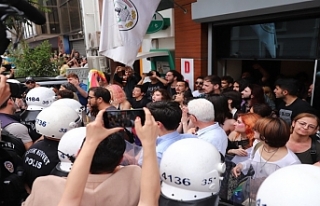 İzmir Barosu: Polis saldırısı hakkında suç duyurusunda...