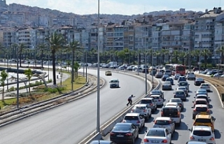 İzmir'de trafiğe kayıtlı toplam araç sayısı...
