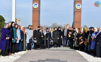Başkan Kılıç, AK Parti Erenler İlçe Kadın Kolları bir araya geldi
